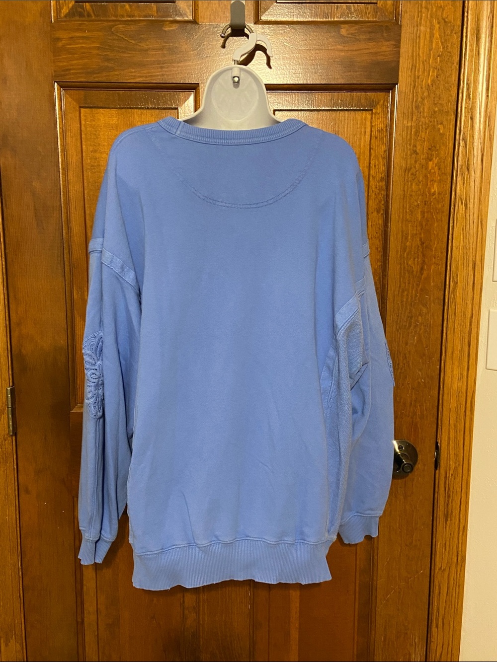 Aerie "Keep It Light" sweatshirt floral crochet elbow patches OS Size Medium - Picture 7 of 12